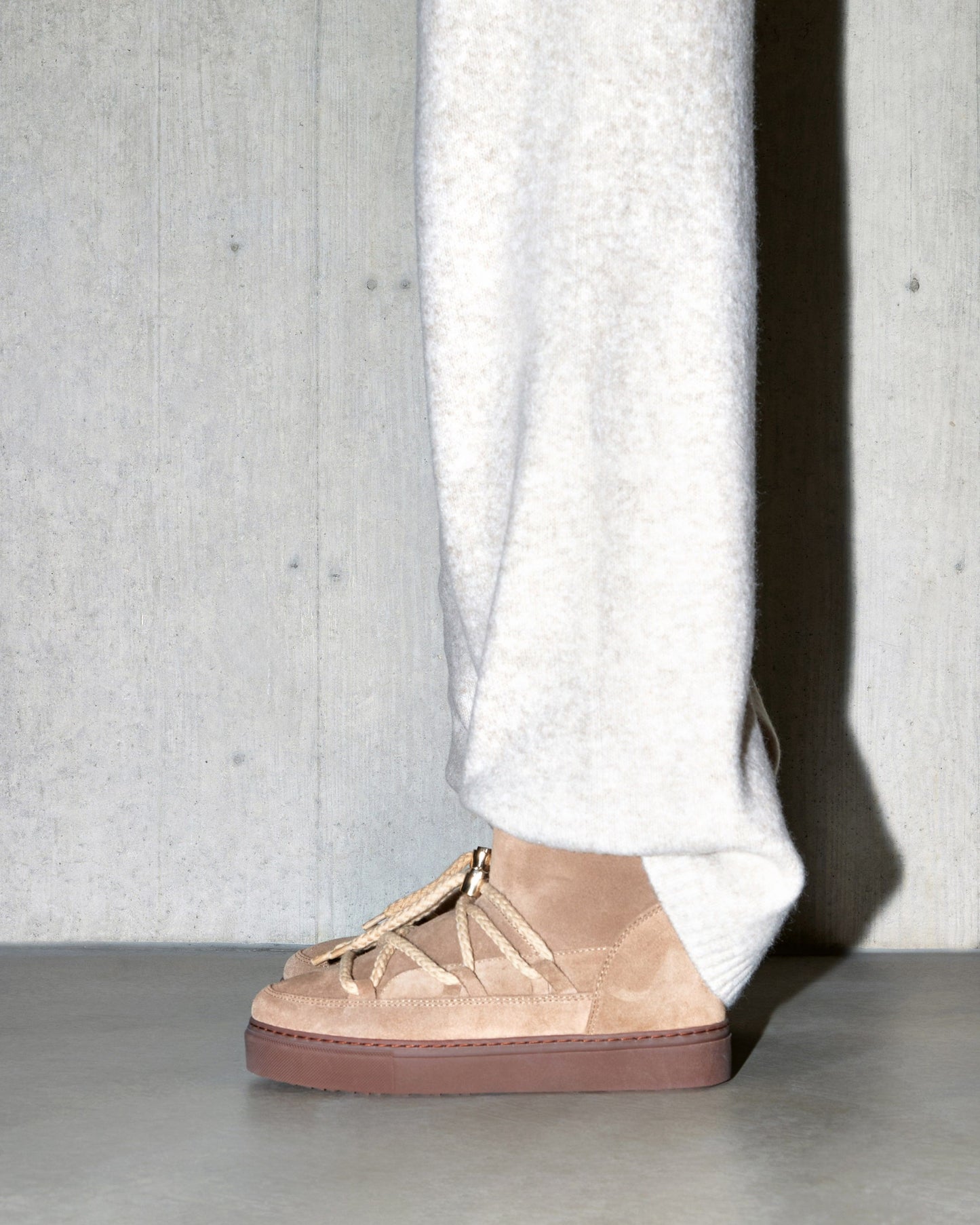 CLASSIC LOW WINTER SNEAKER