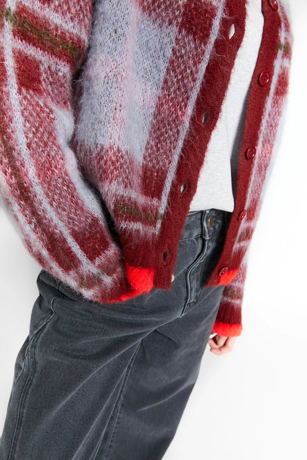 CHECKS PATTERN CARDIGAN