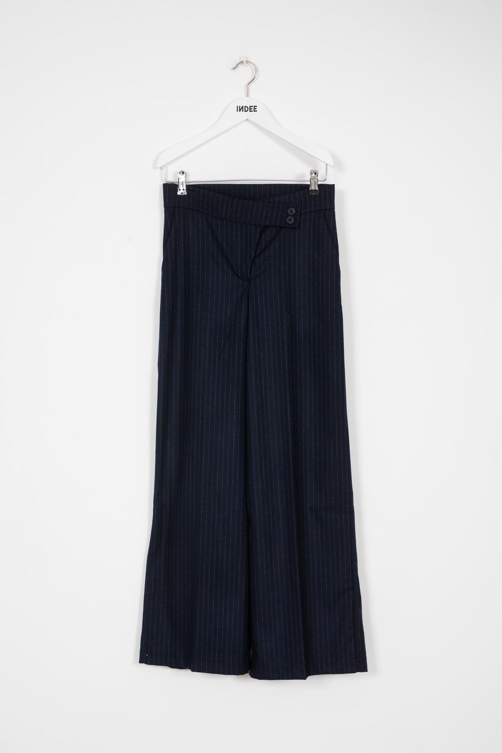CLASSIC STRAIGHT LEG TROUSERS