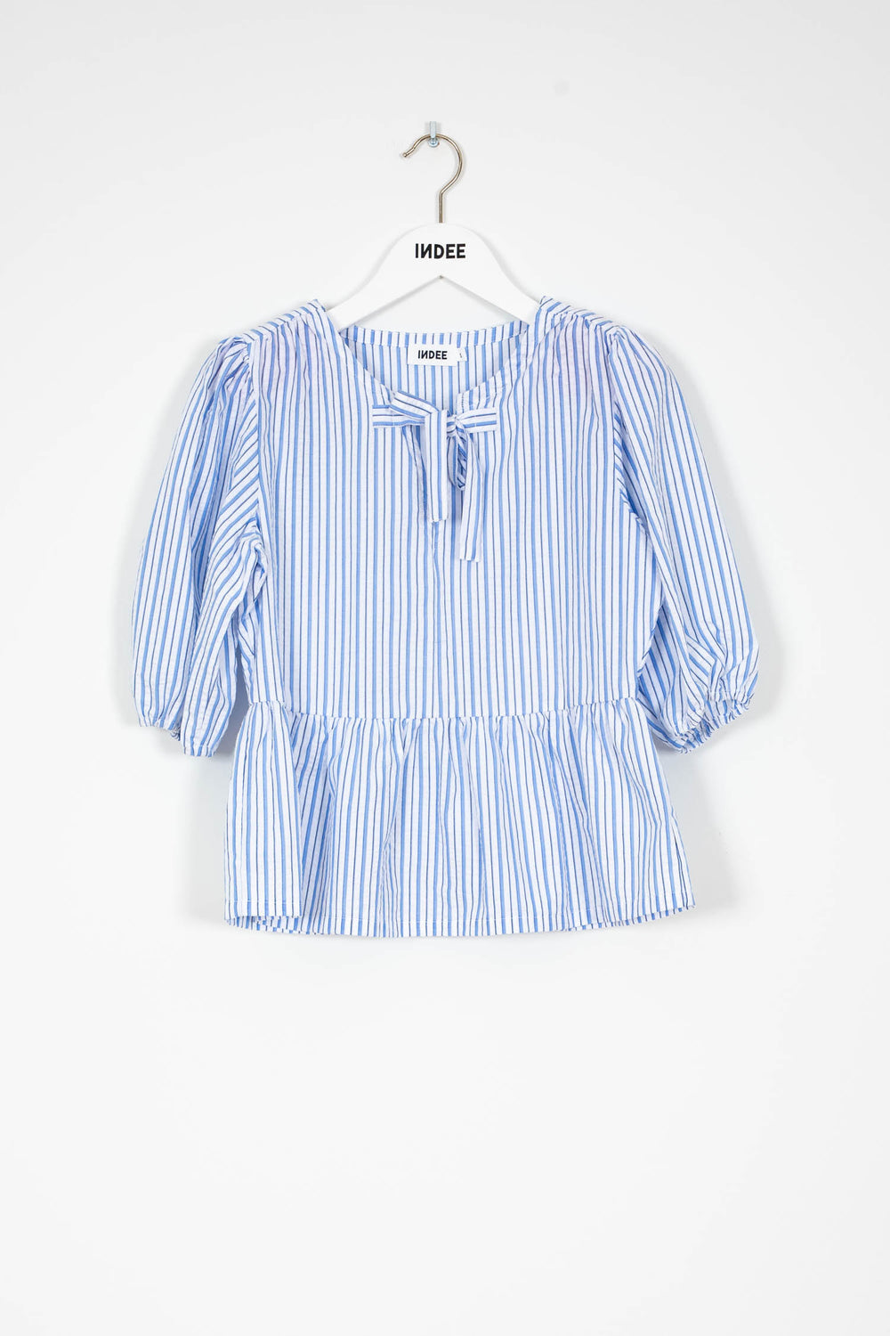 SHORT SLEEVED COTTON TOP