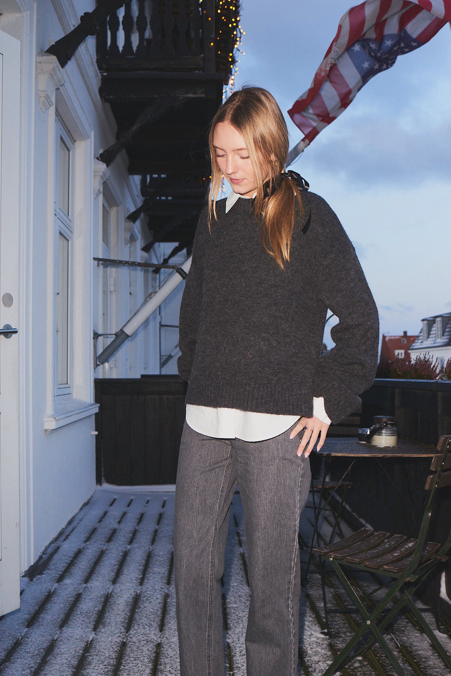 G VERONA SLIT SWEATER