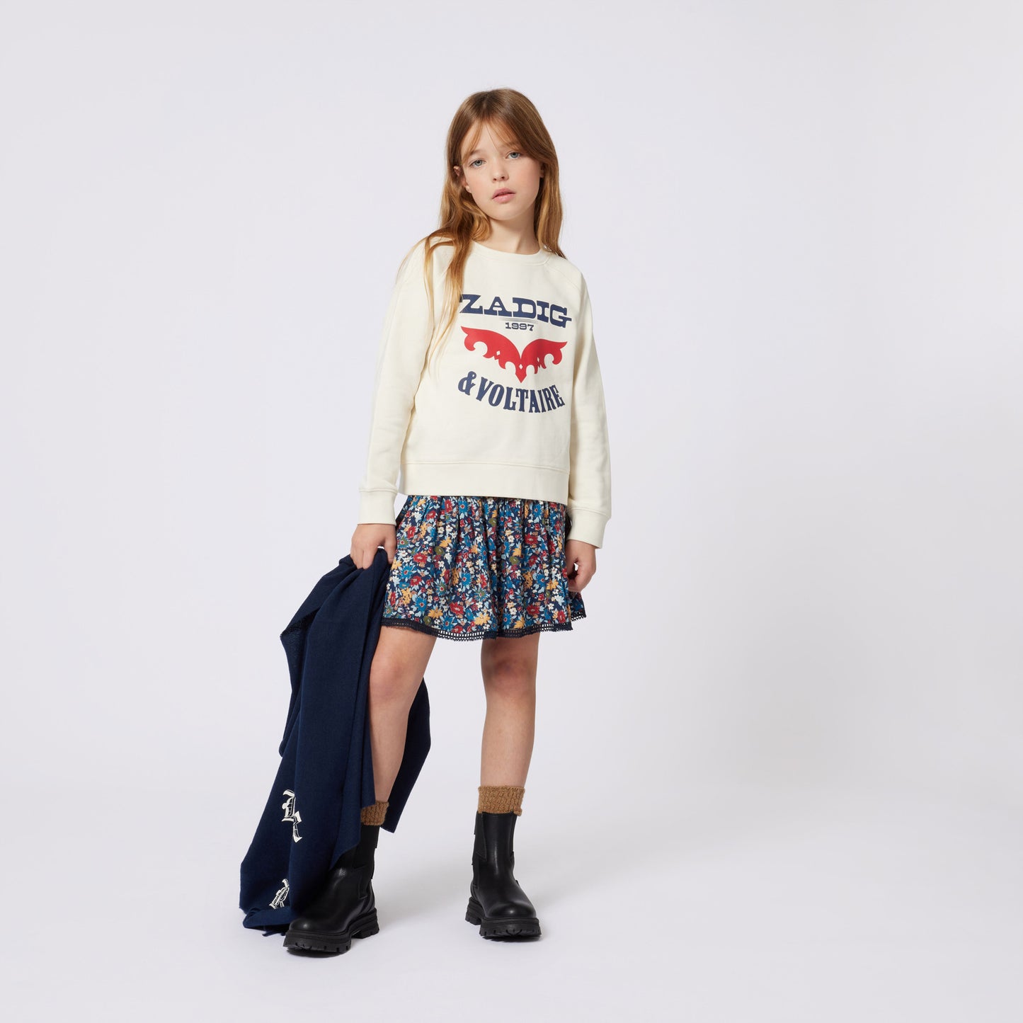 SWEATSHIRT