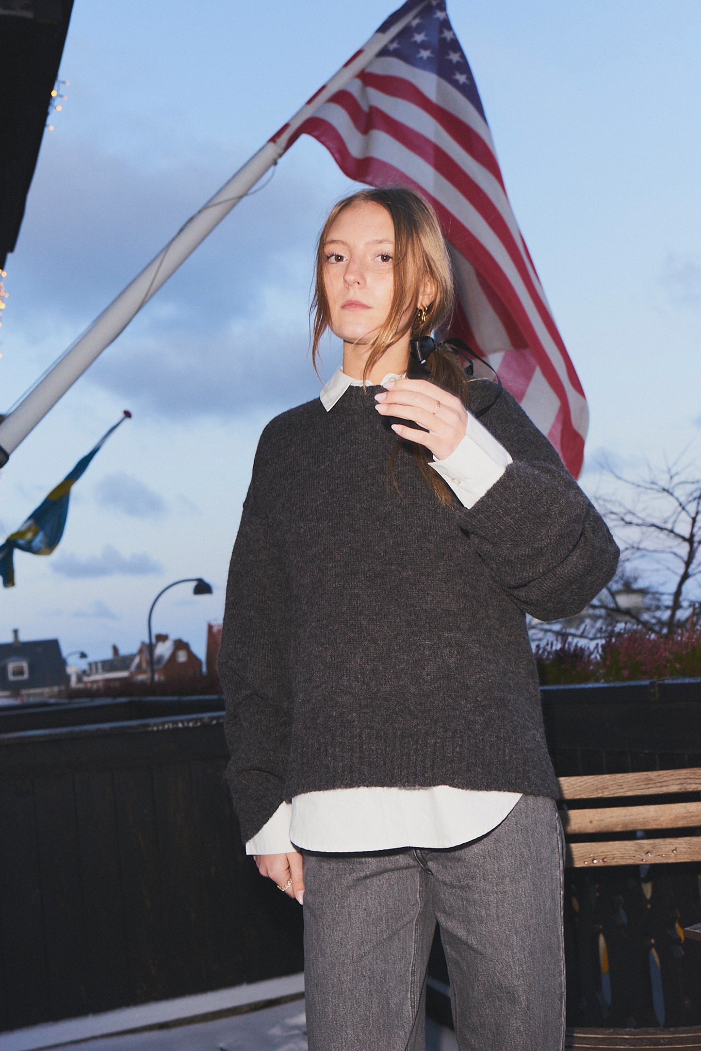 G VERONA SLIT SWEATER