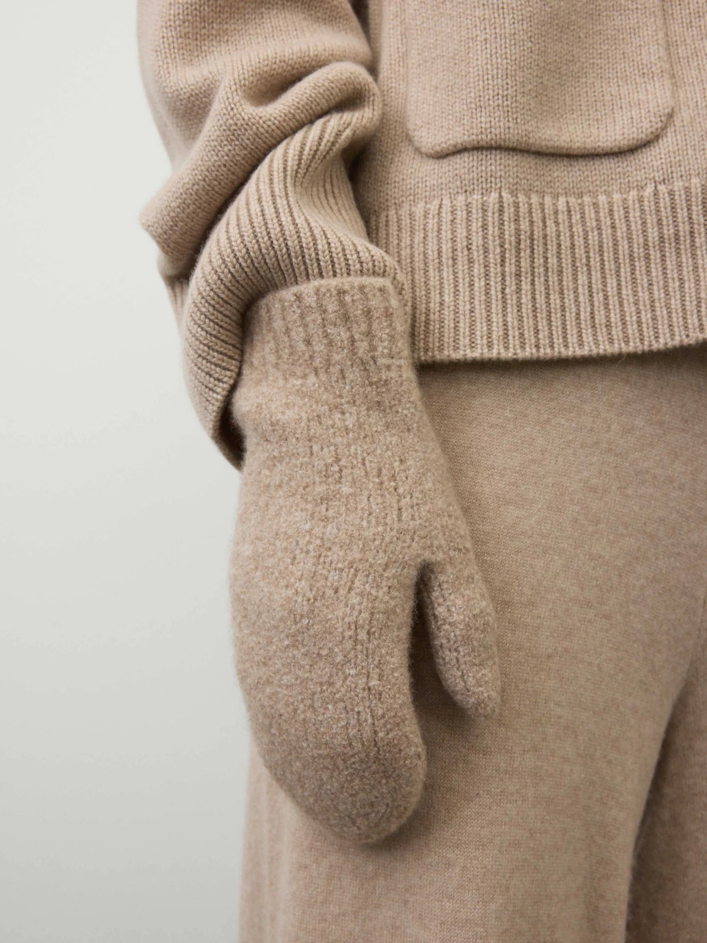 BOUCLÉ MITTENS